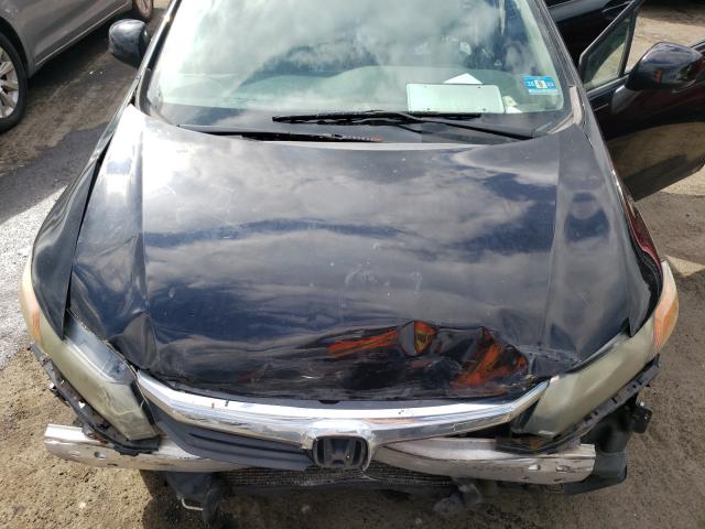 Photo 6 VIN: 19XFB2F56CE308806 - HONDA CIVIC LX 