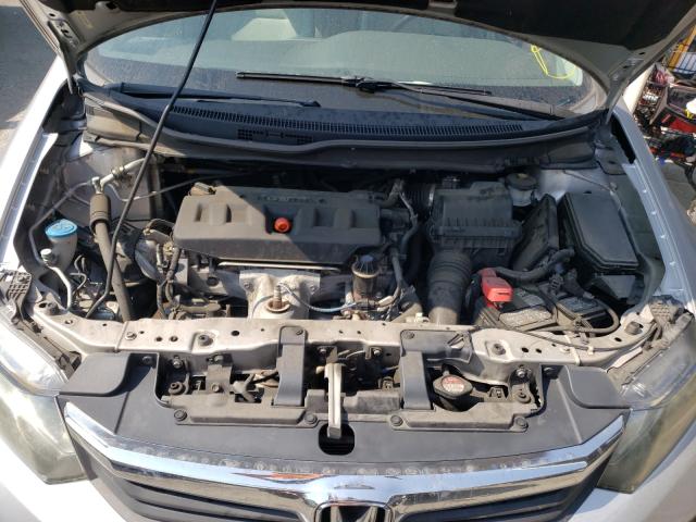 Photo 6 VIN: 19XFB2F56CE388625 - HONDA CIVIC LX 