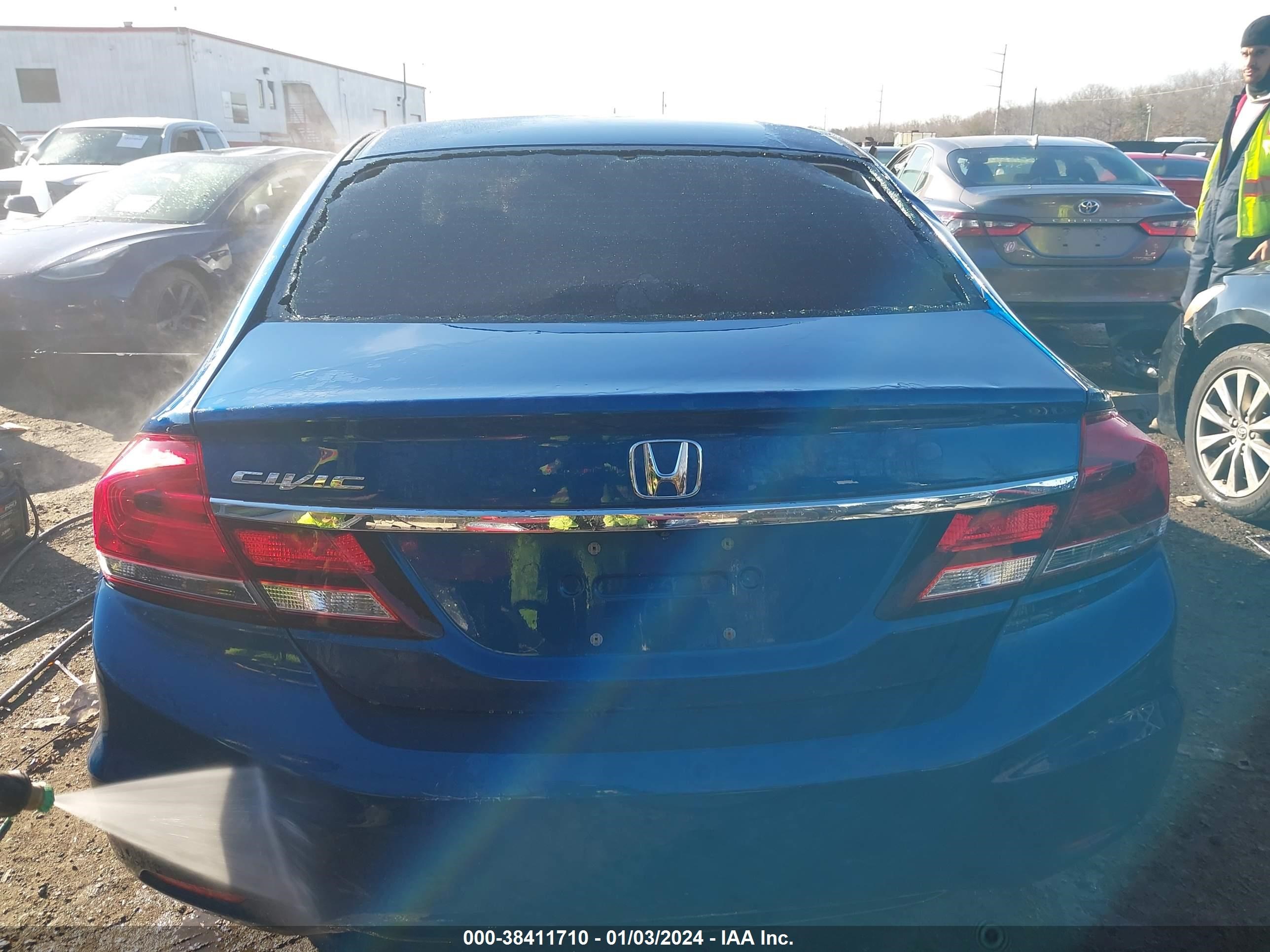 Photo 15 VIN: 19XFB2F56DE264419 - HONDA CIVIC 