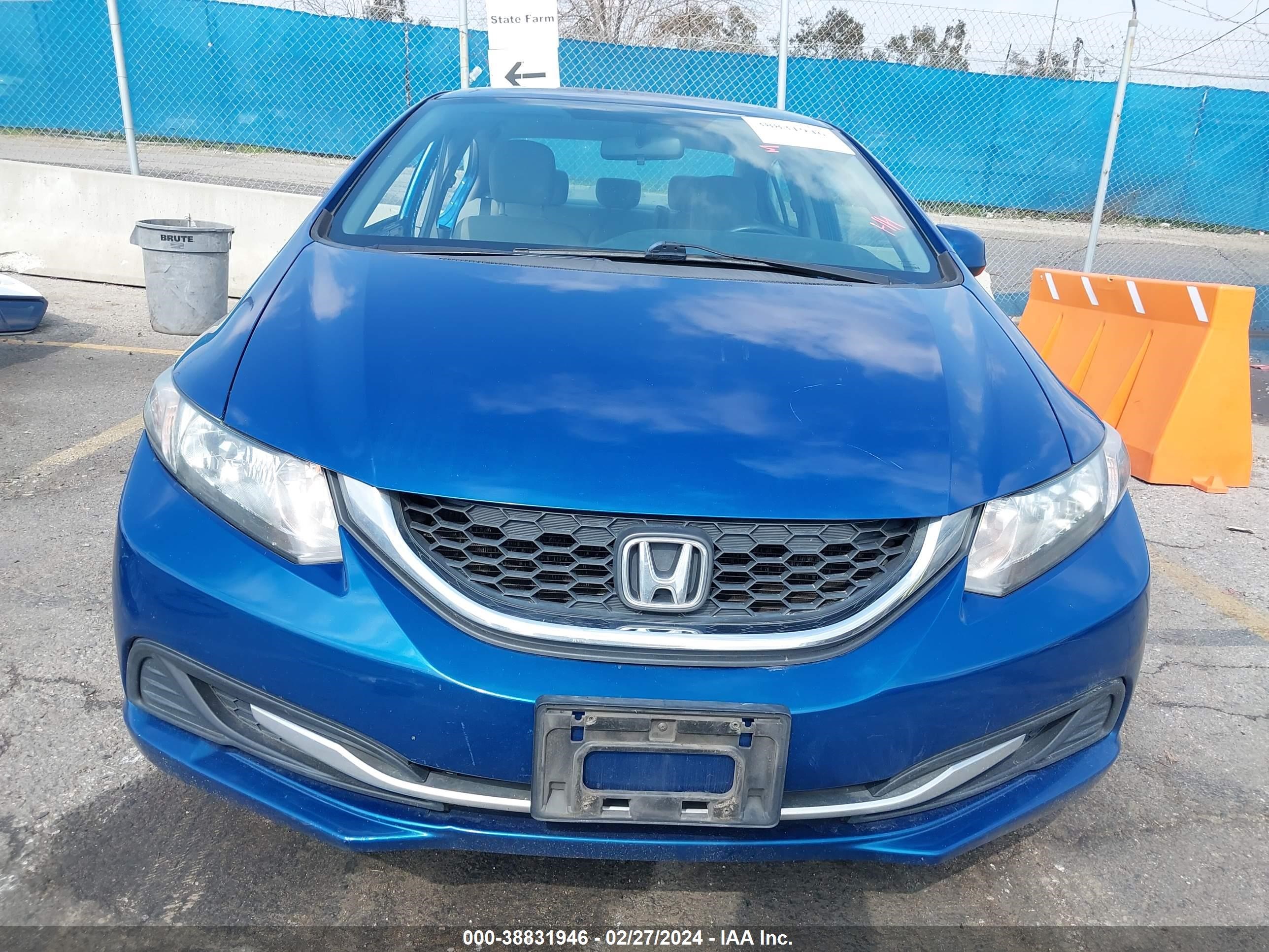 Photo 12 VIN: 19XFB2F56DE289918 - HONDA CIVIC 