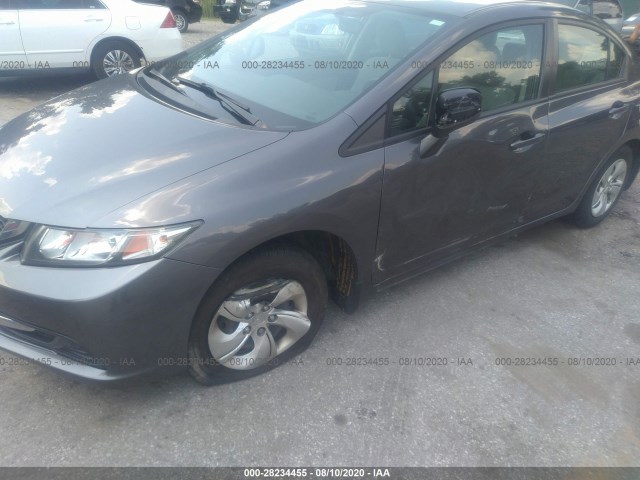 Photo 5 VIN: 19XFB2F56EE031481 - HONDA CIVIC SEDAN 