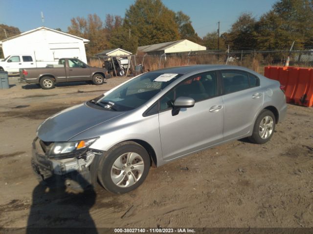 Photo 1 VIN: 19XFB2F56FE095019 - HONDA CIVIC SEDAN 