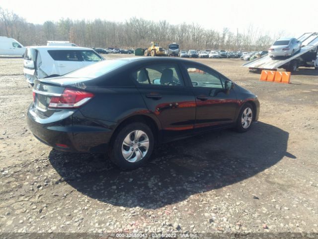 Photo 3 VIN: 19XFB2F56FE232895 - HONDA CIVIC SEDAN 