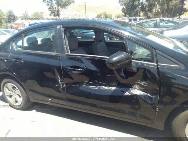 Photo 5 VIN: 19XFB2F56FE705663 - HONDA CIVIC SEDAN 