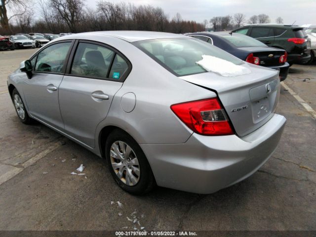 Photo 2 VIN: 19XFB2F57CE090455 - HONDA CIVIC SDN 