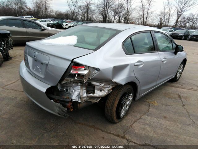 Photo 3 VIN: 19XFB2F57CE090455 - HONDA CIVIC SDN 