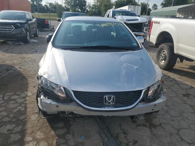 Photo 4 VIN: 19XFB2F57DE044237 - HONDA CIVIC LX 