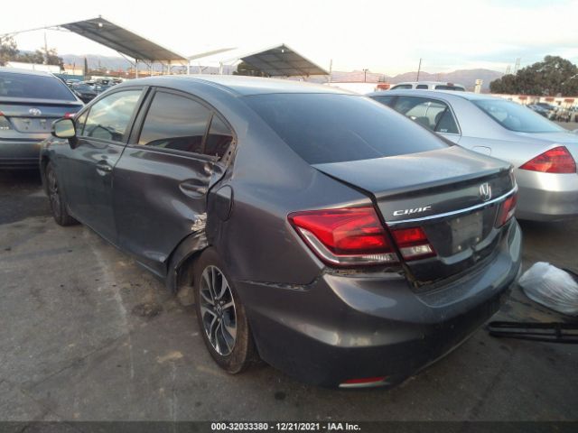 Photo 2 VIN: 19XFB2F57DE228304 - HONDA CIVIC SDN 