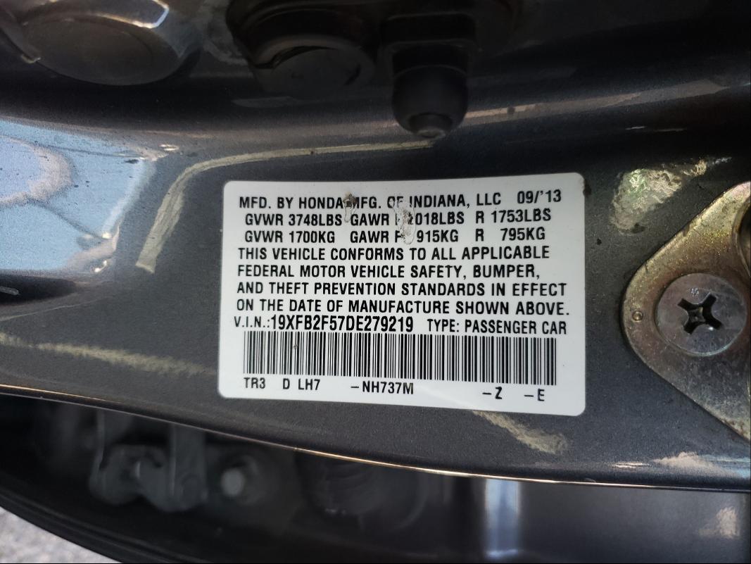 Photo 9 VIN: 19XFB2F57DE279219 - HONDA CIVIC LX 