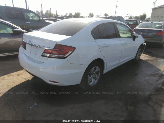 Photo 3 VIN: 19XFB2F57FE212672 - HONDA CIVIC SEDAN 