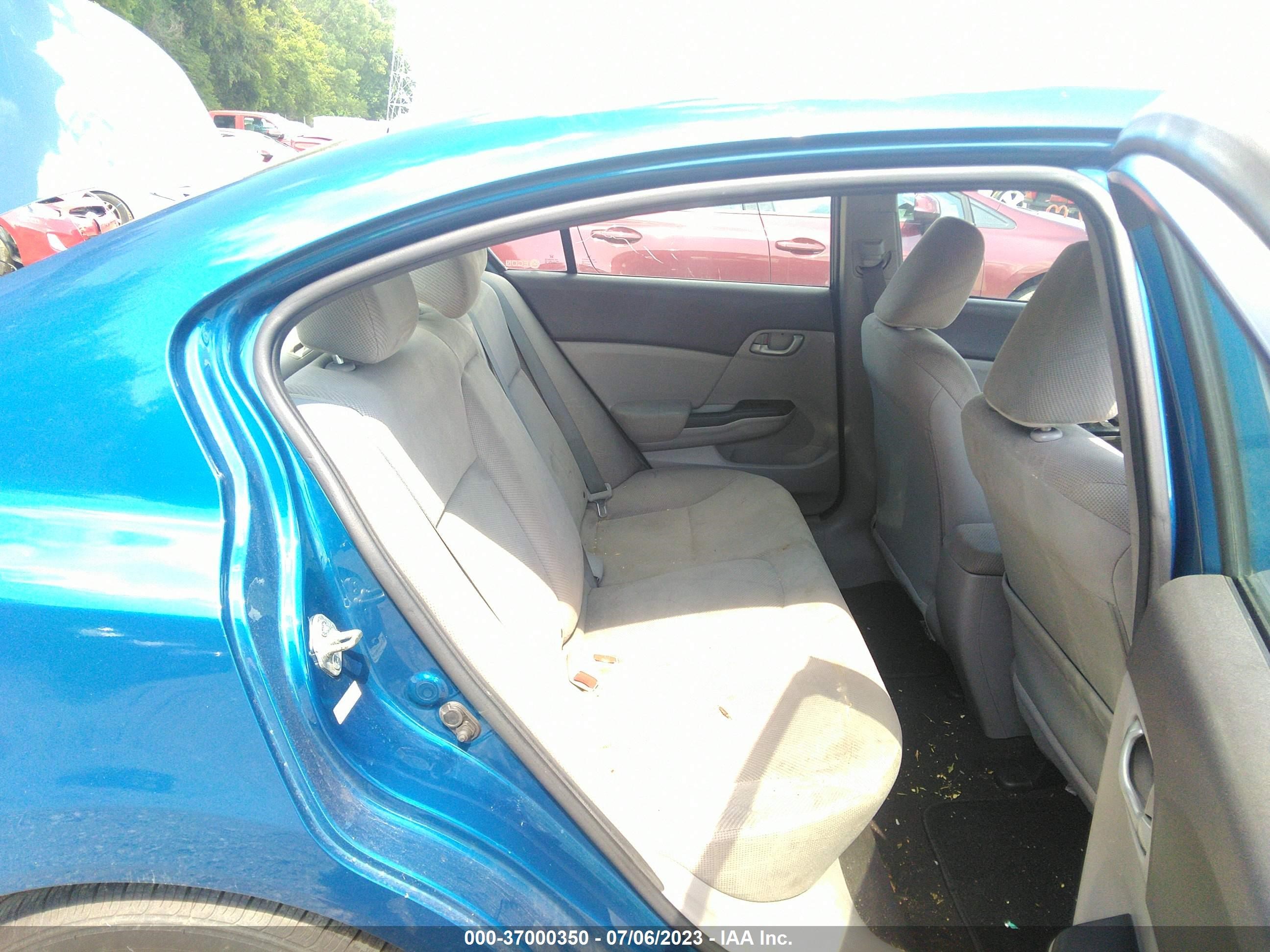 Photo 7 VIN: 19XFB2F58CE016025 - HONDA CIVIC 