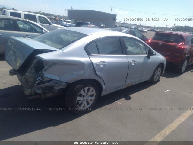 Photo 3 VIN: 19XFB2F58CE017708 - HONDA CIVIC SDN 