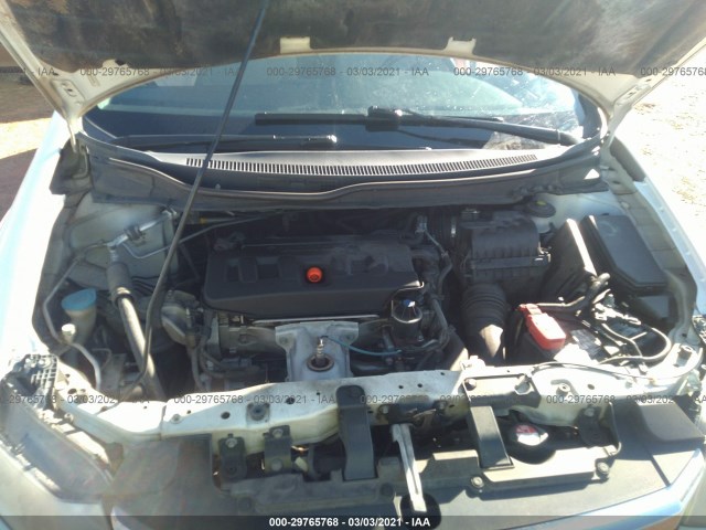 Photo 9 VIN: 19XFB2F58CE047209 - HONDA CIVIC SDN 