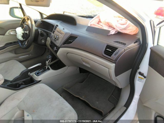 Photo 4 VIN: 19XFB2F58CE068187 - HONDA CIVIC SDN 