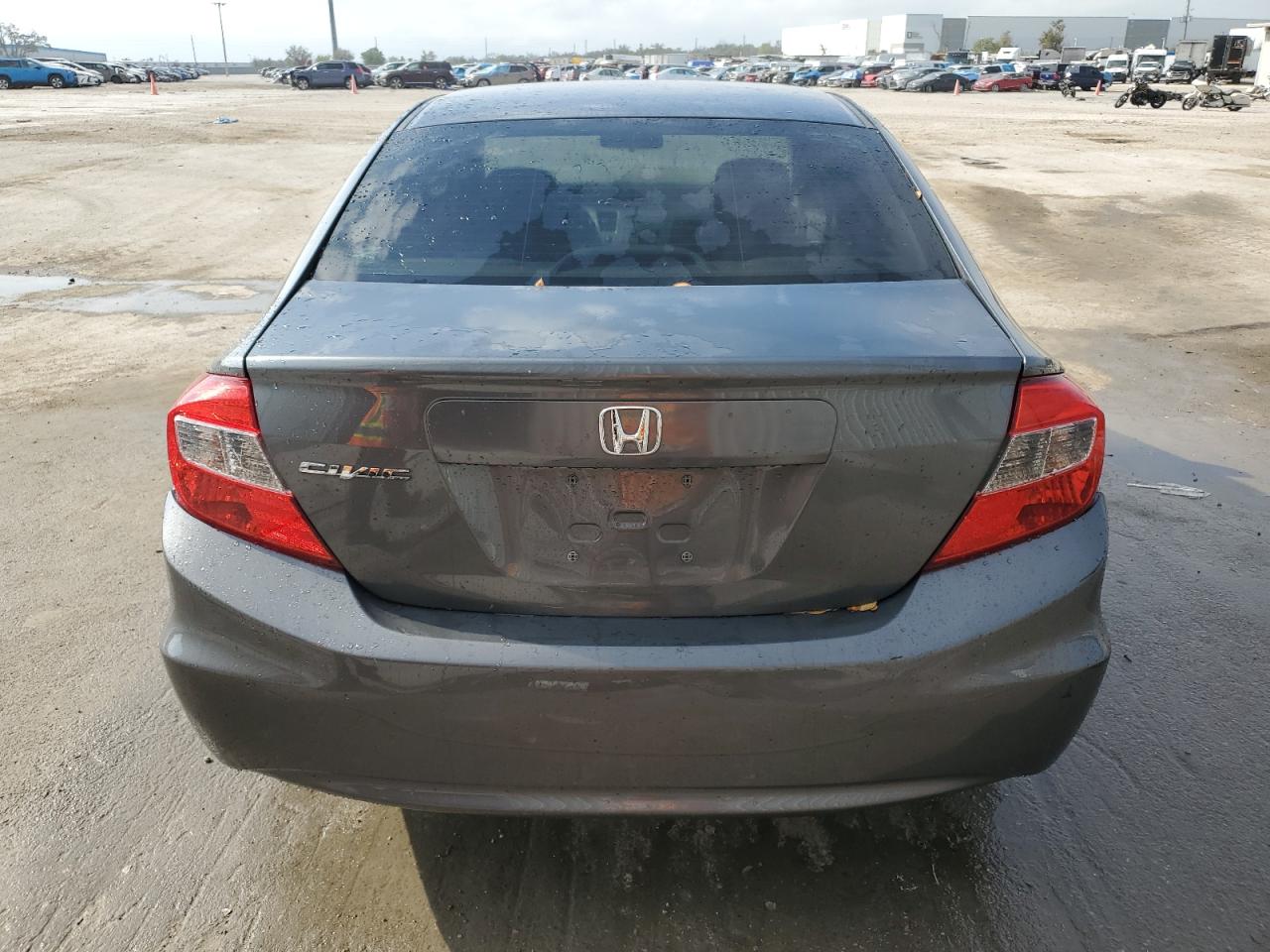 Photo 5 VIN: 19XFB2F58CE099939 - HONDA CIVIC 