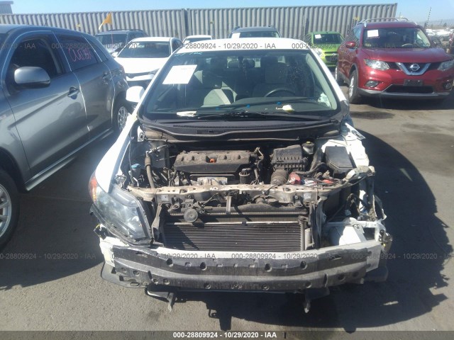 Photo 5 VIN: 19XFB2F58CE385046 - HONDA CIVIC SDN 