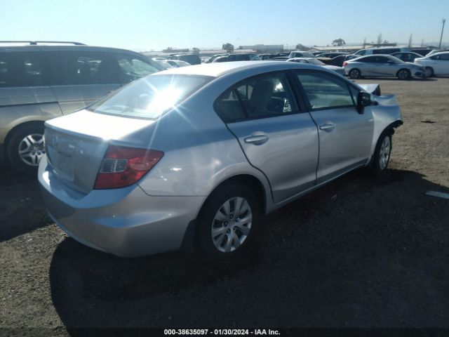 Photo 3 VIN: 19XFB2F58CE388612 - HONDA CIVIC 