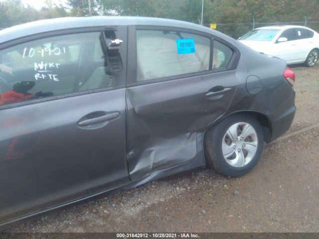 Photo 5 VIN: 19XFB2F58DE028046 - HONDA CIVIC SDN 