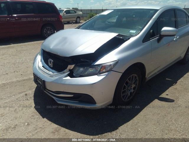 Photo 5 VIN: 19XFB2F58EE047388 - HONDA CIVIC SEDAN 