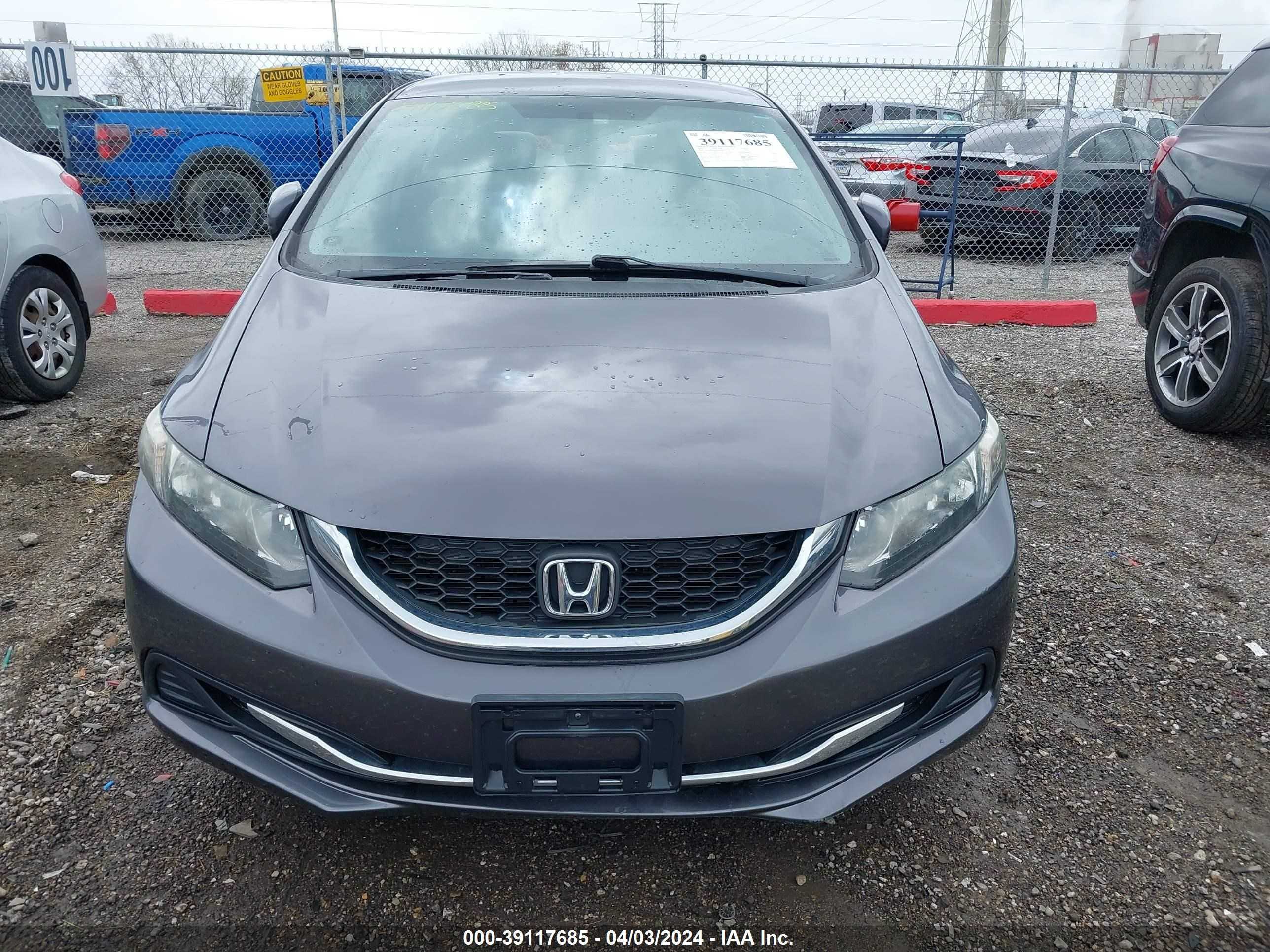 Photo 11 VIN: 19XFB2F58FE026946 - HONDA CIVIC 