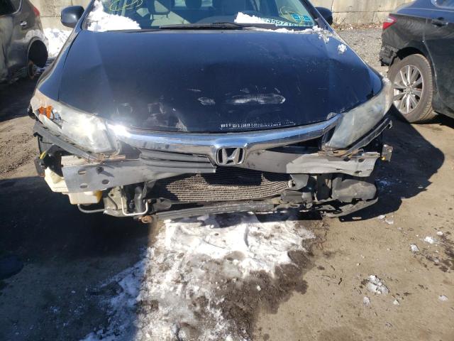 Photo 8 VIN: 19XFB2F59CE313403 - HONDA CIVIC LX 