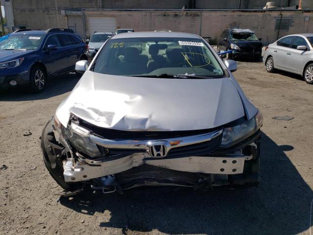 Photo 8 VIN: 19XFB2F59CE337040 - HONDA CIVIC LX 