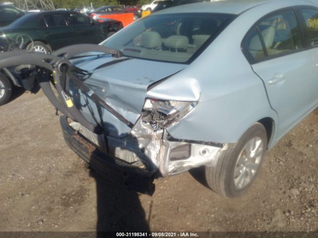 Photo 5 VIN: 19XFB2F5XCE015510 - HONDA CIVIC SDN 