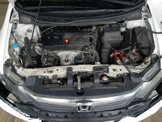 Photo 6 VIN: 19XFB2F5XCE030055 - HONDA CIVIC LX 