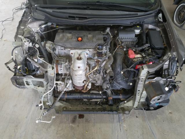 Photo 6 VIN: 19XFB2F5XCE049186 - HONDA CIVIC LX 