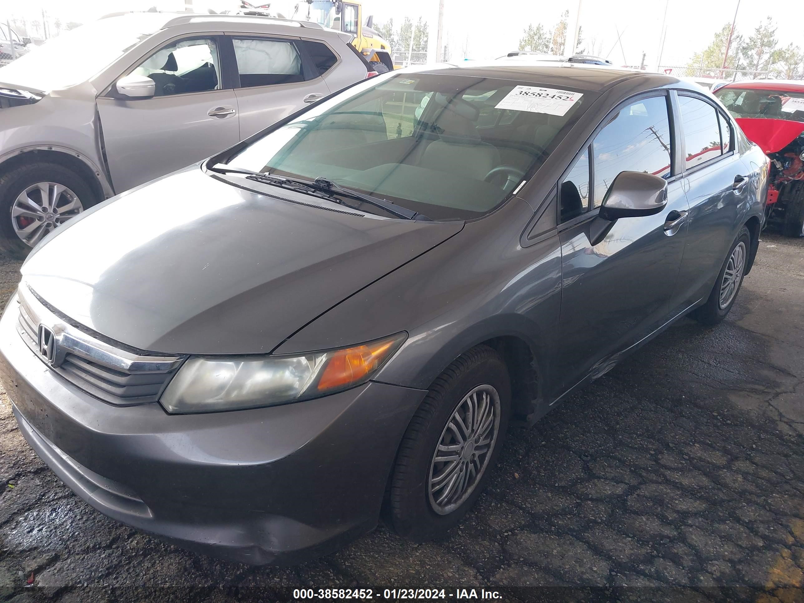 Photo 1 VIN: 19XFB2F5XCE104509 - HONDA CIVIC 