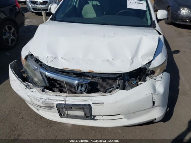 Photo 5 VIN: 19XFB2F5XCE370595 - HONDA CIVIC SDN 