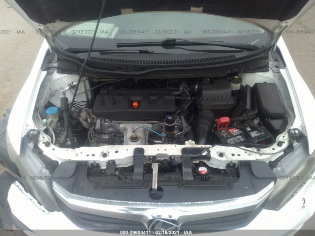 Photo 9 VIN: 19XFB2F5XCE373299 - HONDA CIVIC SDN 