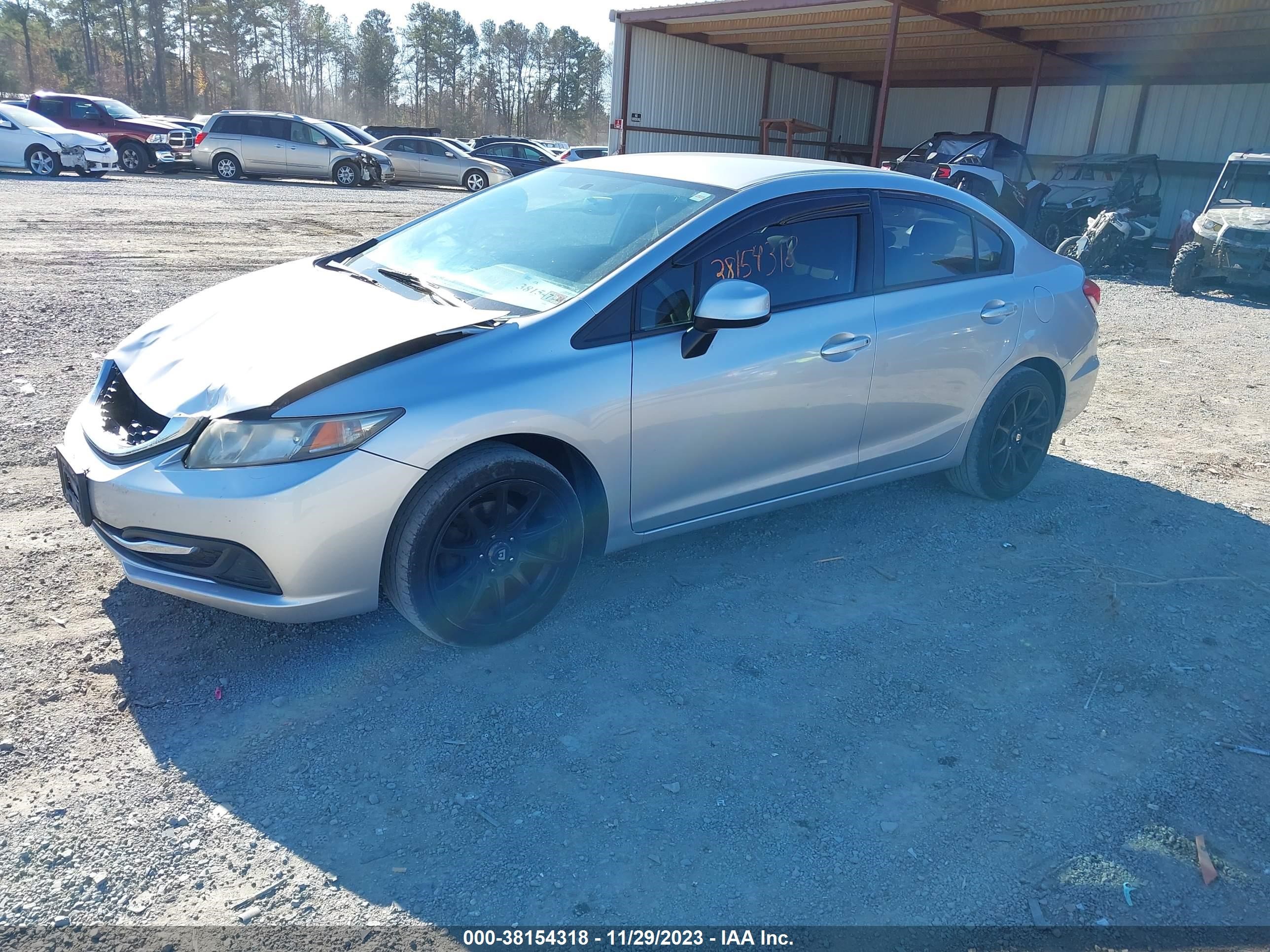 Photo 1 VIN: 19XFB2F5XDE025925 - HONDA CIVIC 