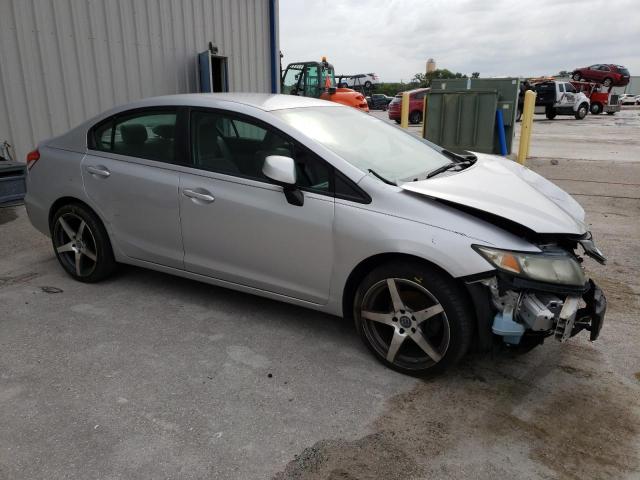 Photo 3 VIN: 19XFB2F5XDE069701 - HONDA CIVIC LX 