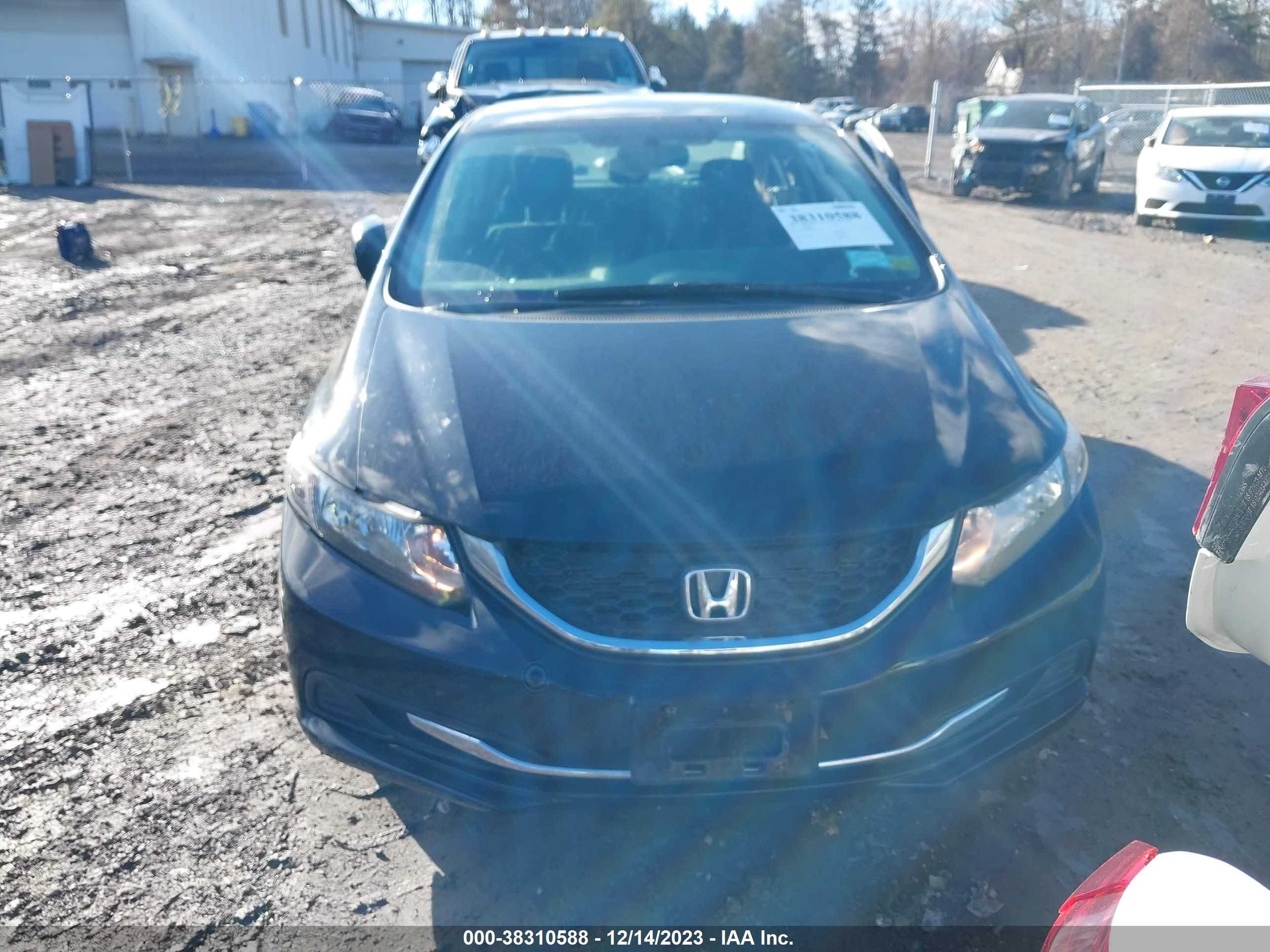 Photo 11 VIN: 19XFB2F5XFE288662 - HONDA CIVIC 