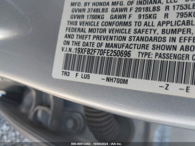 Photo 8 VIN: 19XFB2F70FE250696 - HONDA CIVIC 