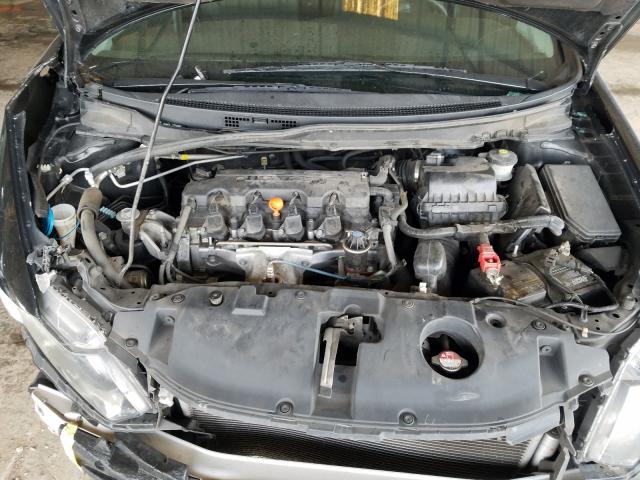 Photo 6 VIN: 19XFB2F71FE010105 - HONDA CIVIC SE 