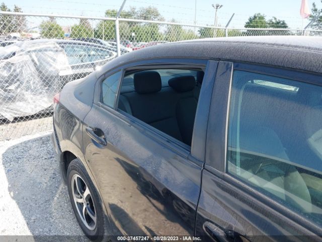 Photo 5 VIN: 19XFB2F73FE107631 - HONDA CIVIC SEDAN 