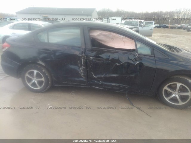 Photo 5 VIN: 19XFB2F74FE033880 - HONDA CIVIC SEDAN 