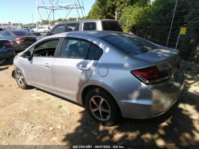 Photo 2 VIN: 19XFB2F76FE100270 - HONDA CIVIC SEDAN 