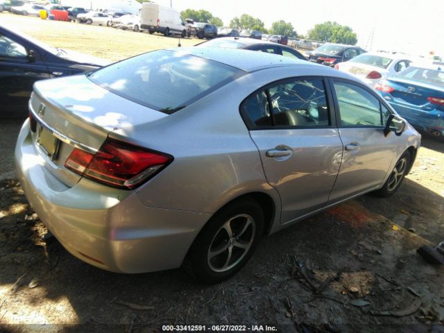 Photo 3 VIN: 19XFB2F76FE100270 - HONDA CIVIC SEDAN 