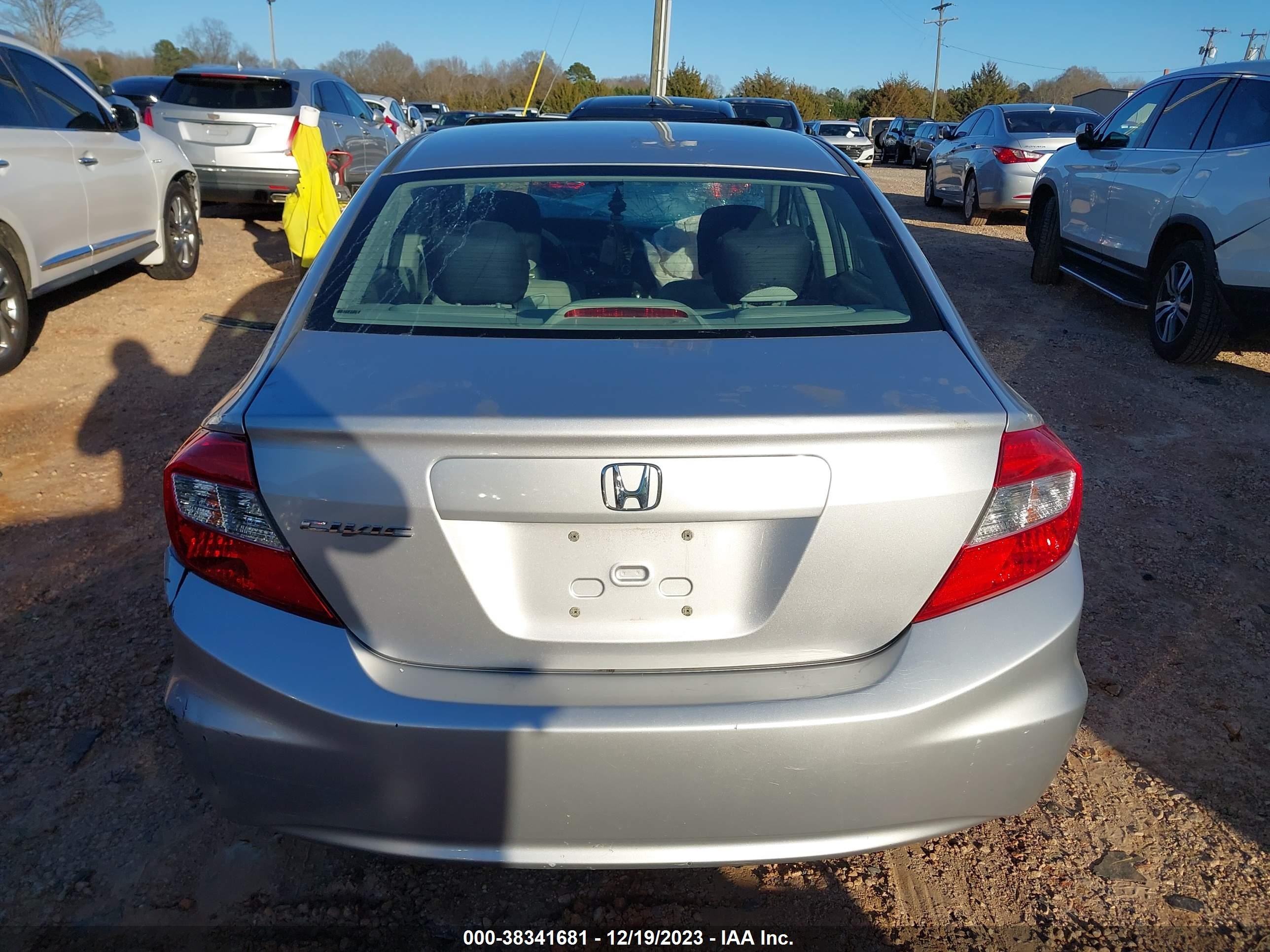 Photo 15 VIN: 19XFB2F80CE016353 - HONDA CIVIC 