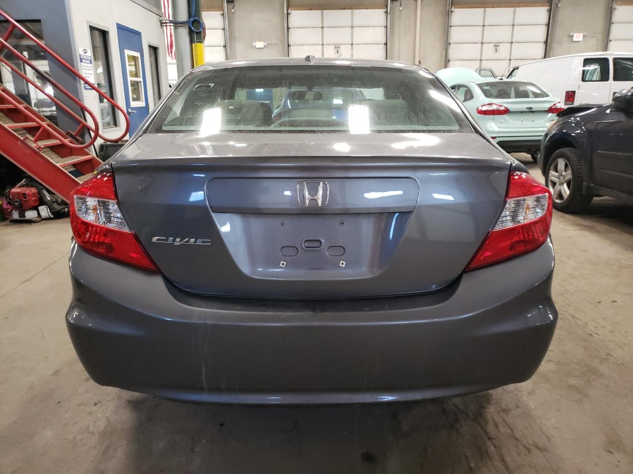 Photo 5 VIN: 19XFB2F80CE020404 - HONDA CIVIC 