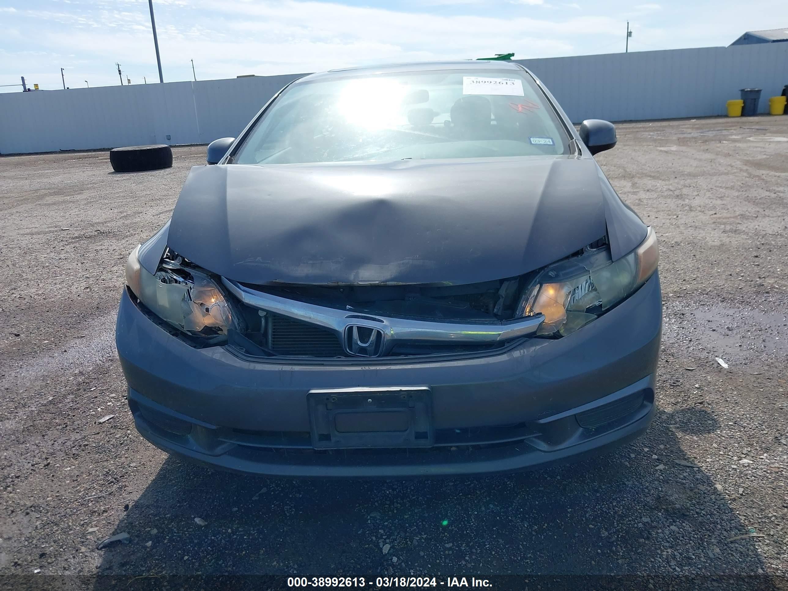 Photo 5 VIN: 19XFB2F80CE052401 - HONDA CIVIC 