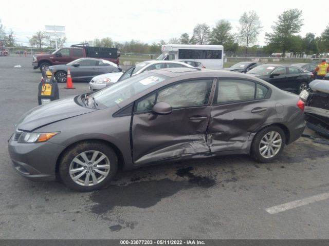 Photo 5 VIN: 19XFB2F80CE383642 - HONDA CIVIC SDN 