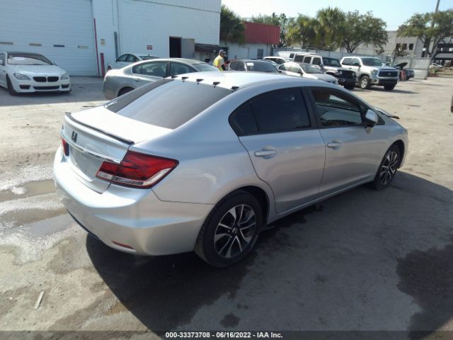 Photo 3 VIN: 19XFB2F80DE230857 - HONDA CIVIC SDN 