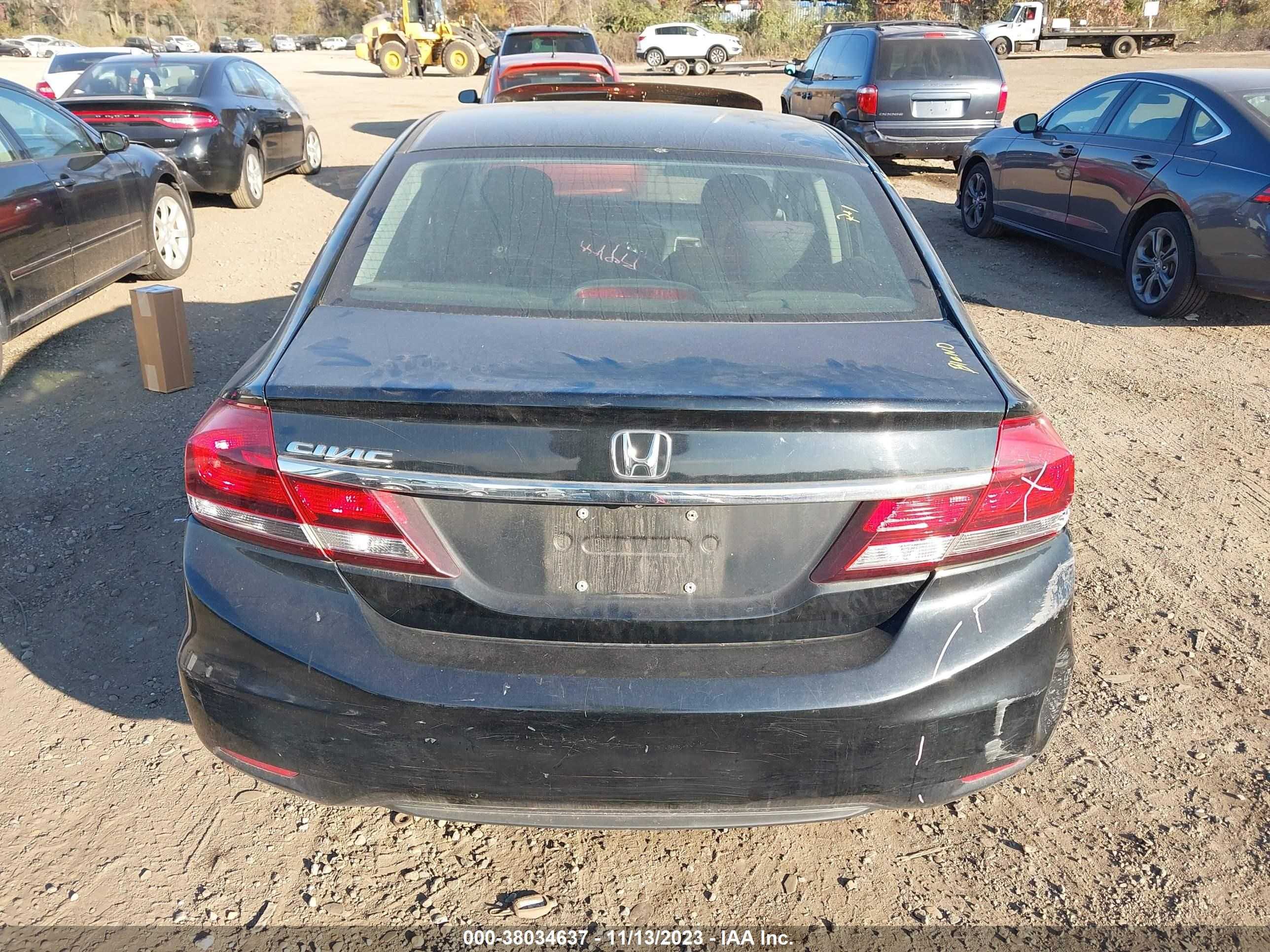 Photo 15 VIN: 19XFB2F80DE255998 - HONDA CIVIC 