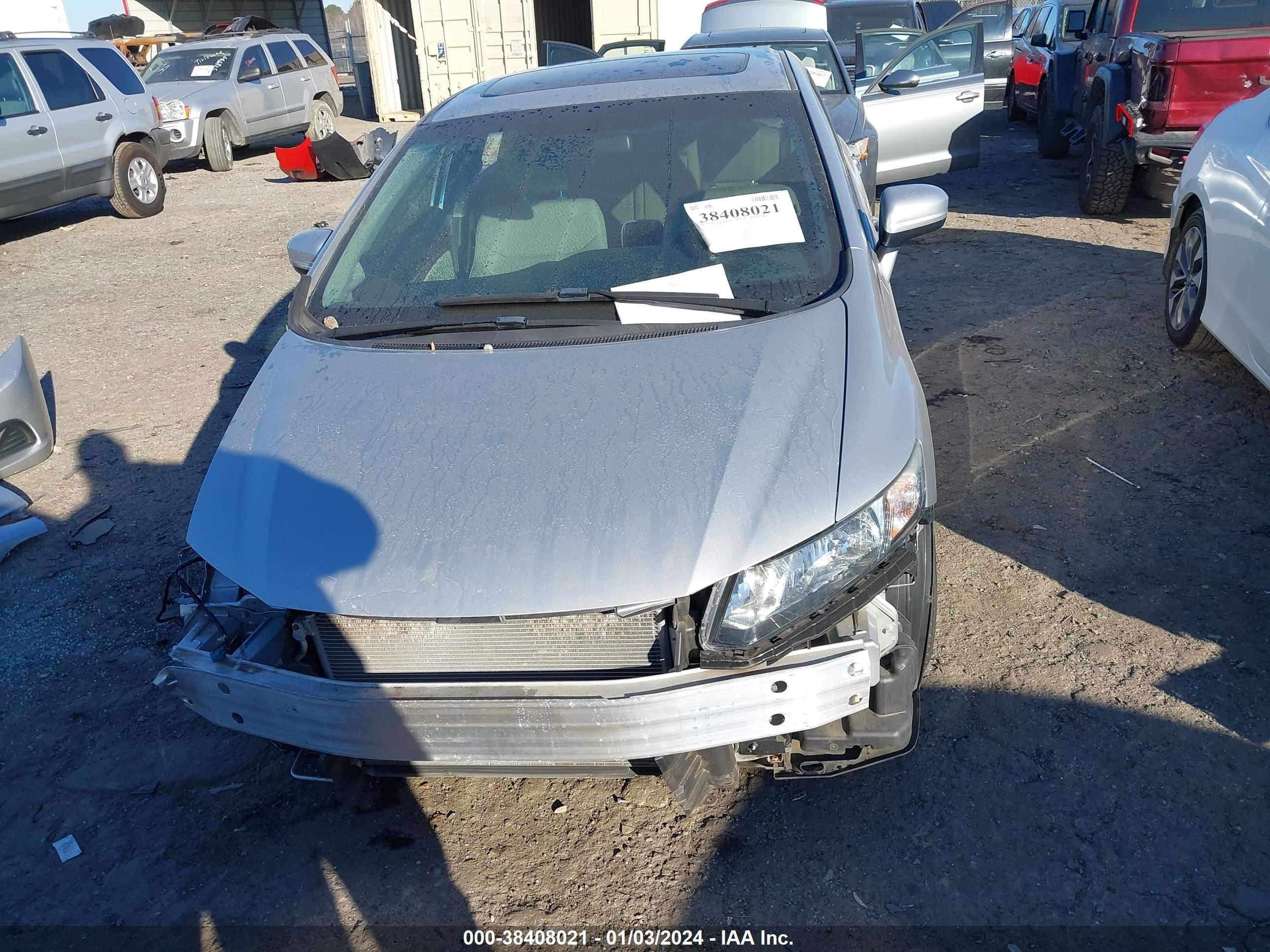 Photo 12 VIN: 19XFB2F80EE010460 - HONDA CIVIC 