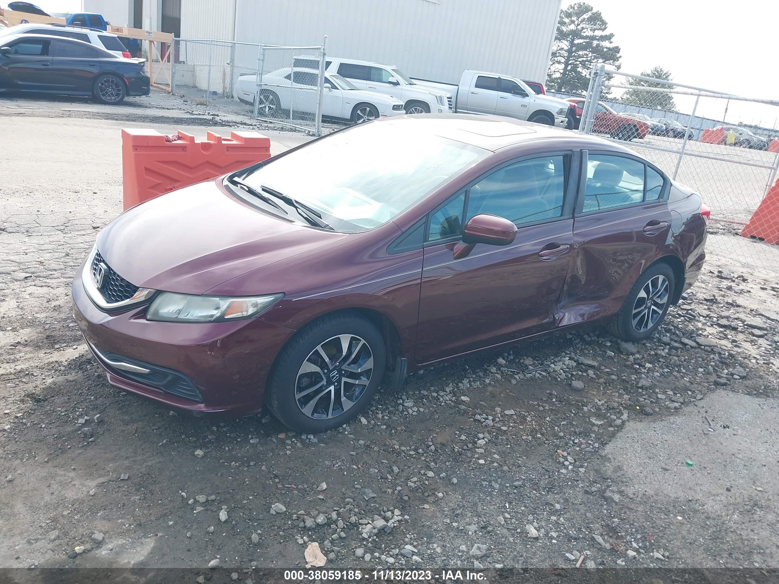 Photo 1 VIN: 19XFB2F80FE045193 - HONDA CIVIC 