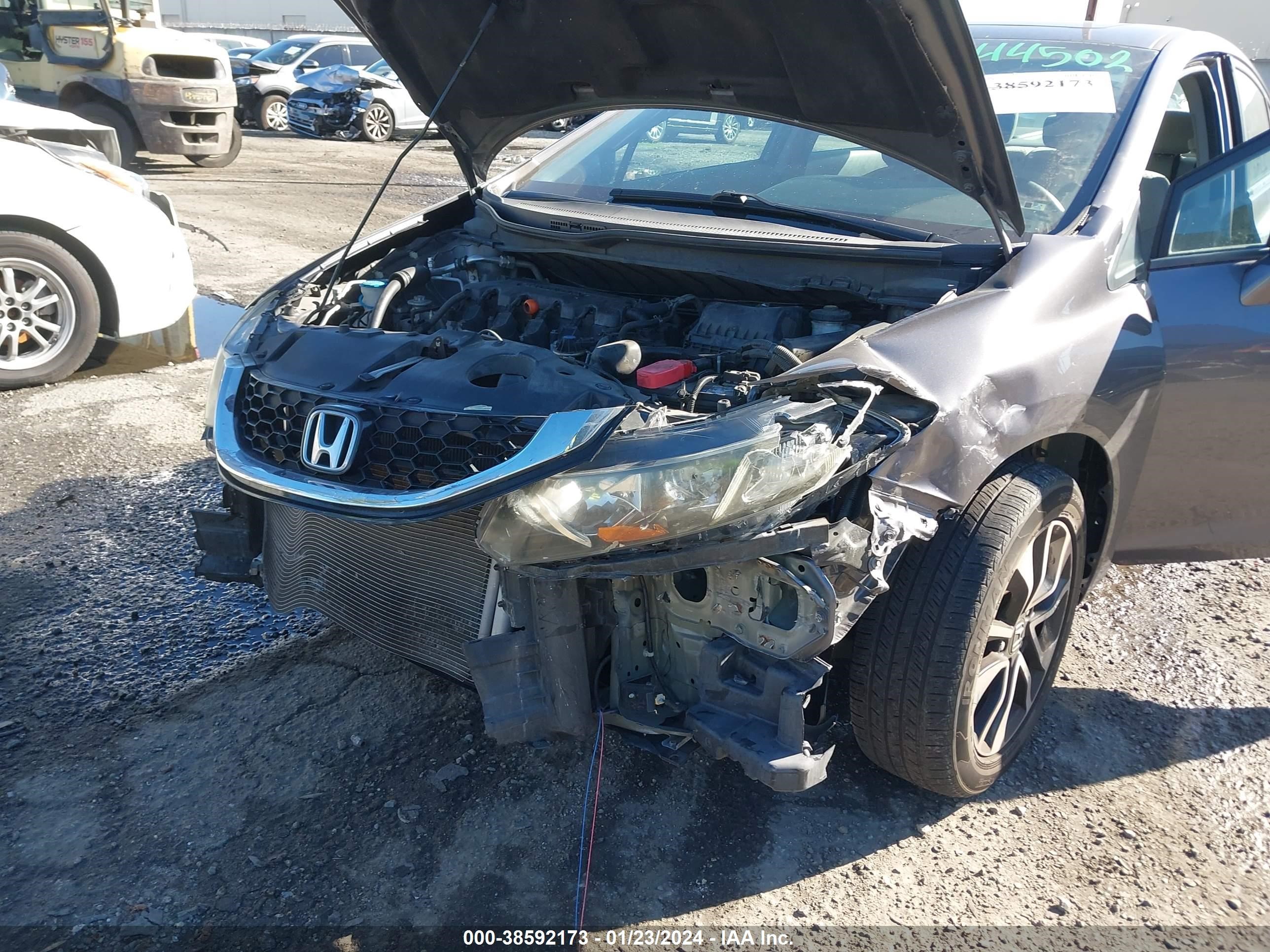 Photo 5 VIN: 19XFB2F80FE202155 - HONDA CIVIC 